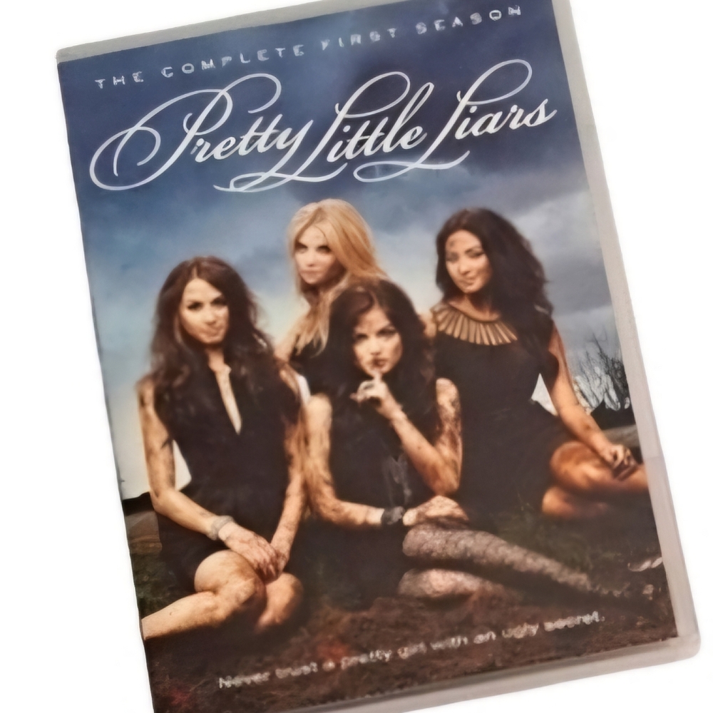 Pretty Little Liars Seasons 1, 2 and 3 DVD's - Picture 2 of 9